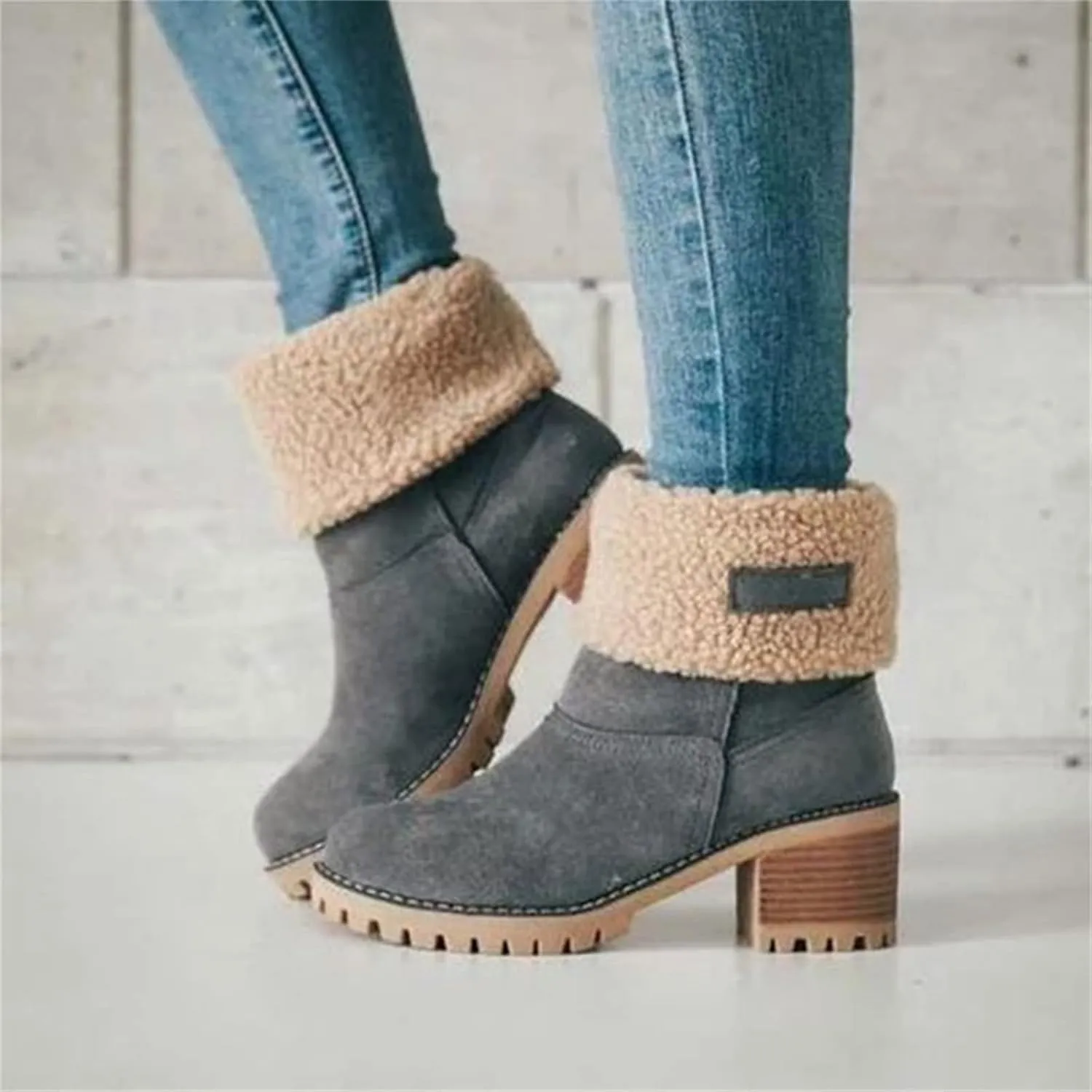 Ladmiple Snow Boots For Women Cute High Top Winter Warm Ankle Booties Fur Lined Anti-Slip Outdoor Slip On Mid Calf Warm Shoes