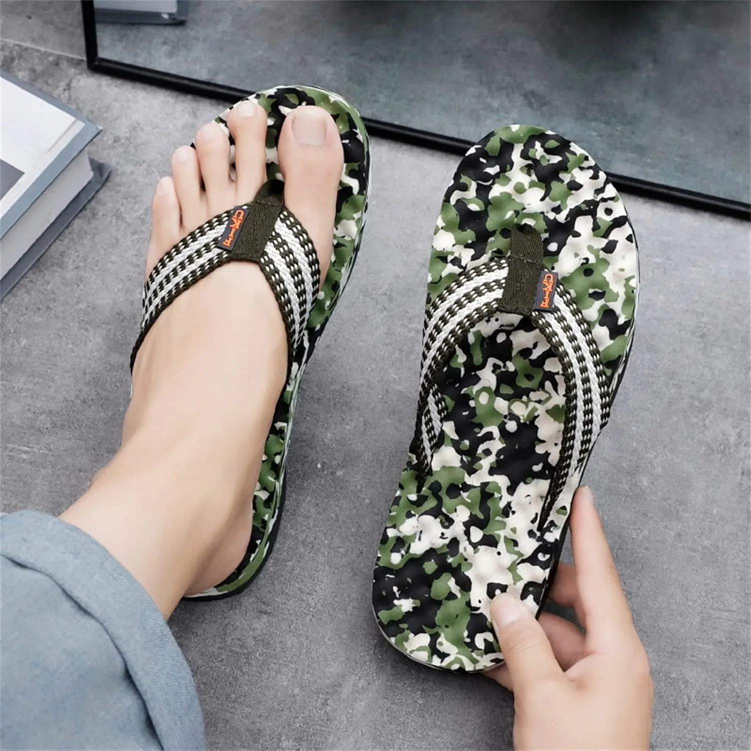 Men's Flip Flop Arch Support Fashion Summer Men Flip Flops Flat Bottom Lightweight Slip On Comfortable Camouflage